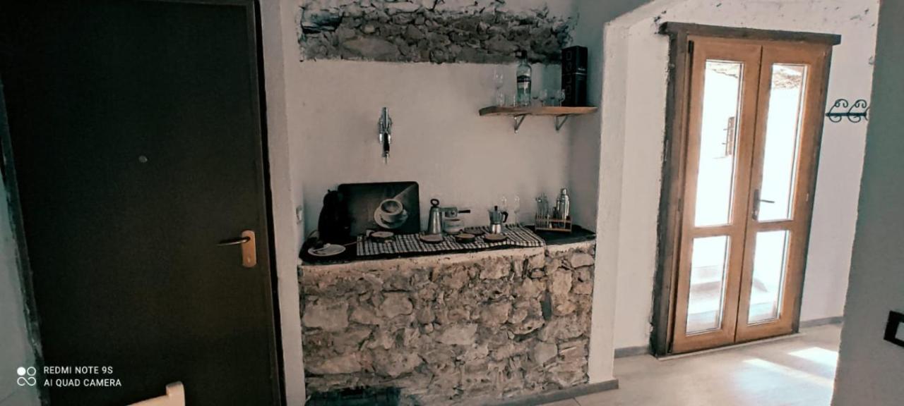 Apartment Coffee Time Cisano sul Neva Екстериор снимка